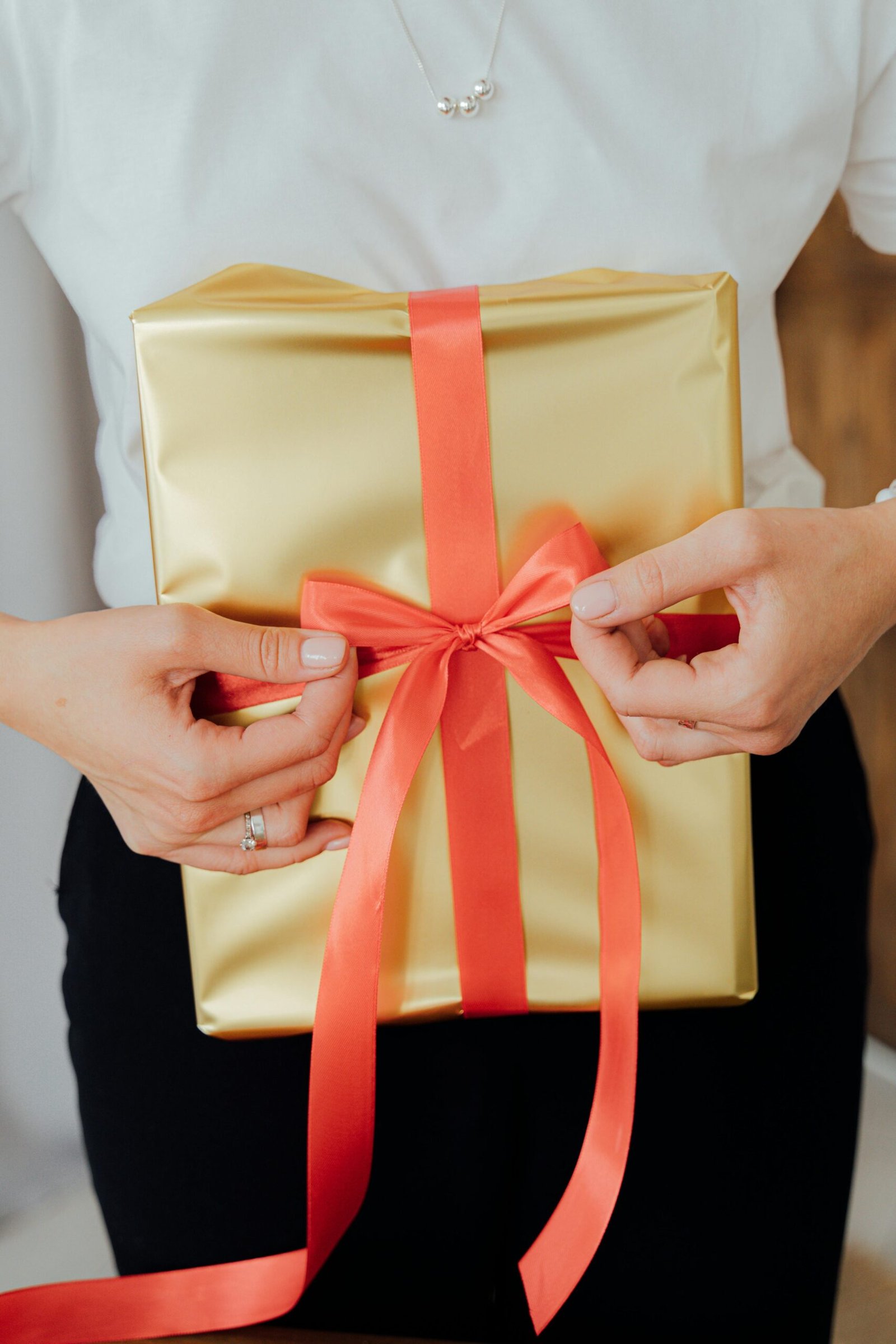 Why Slow-Made Gifts Are Better Than Fast-Made